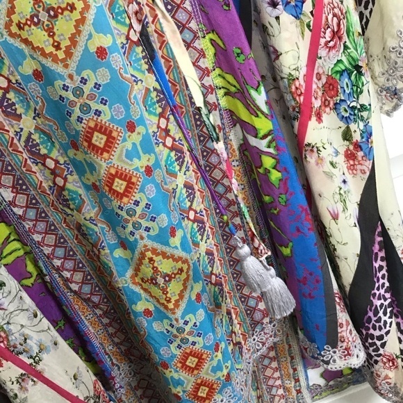 Johnny Was Floral Mixed Medai Split Neck Scallop Hem Georgette Blouse Size Small - Picture 4 of 11